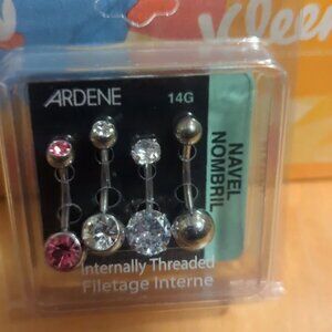 ⭐️ 5/ $25 Navel ring set Brand New